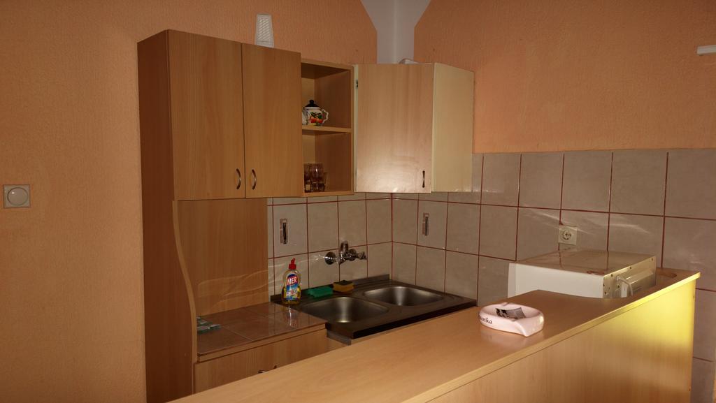 Sobe Rooms Szobak Zimmer Kis Palic Room photo