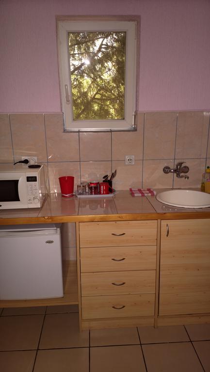 Sobe Rooms Szobak Zimmer Kis Palic Room photo