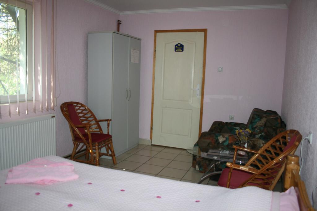 Sobe Rooms Szobak Zimmer Kis Palic Exterior photo